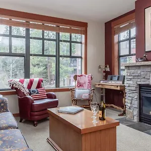  Apartment Village 1402